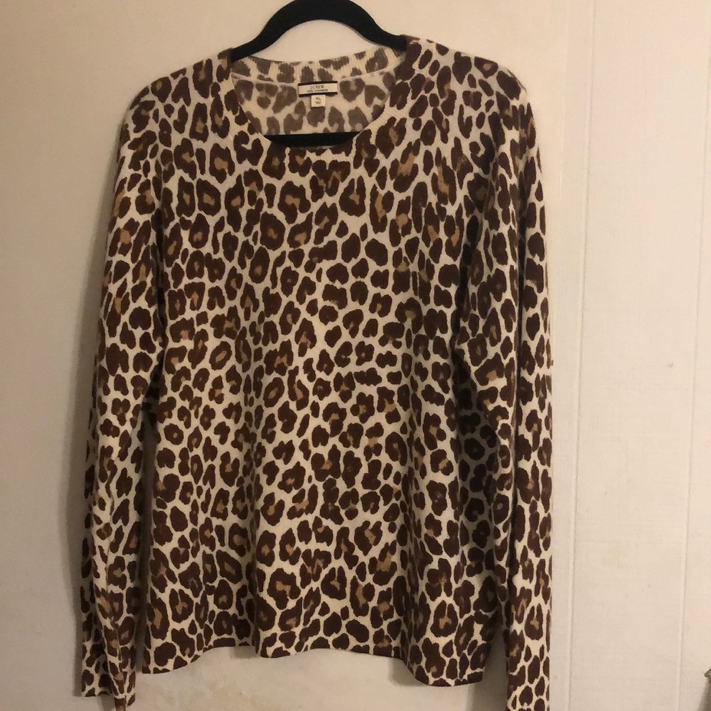 NWT Cashmere leopard print sweater